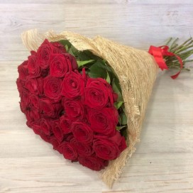 Букет из 29 красных роз (70см)